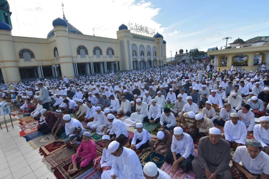 20 Photo Of "Mider" , Javanese Tradition Of Celebrating Happy Eid In Indonesia 20 Photo Of "Mider" , Javanese Tradition Of Celebrating Happy Eid In Indonesia
