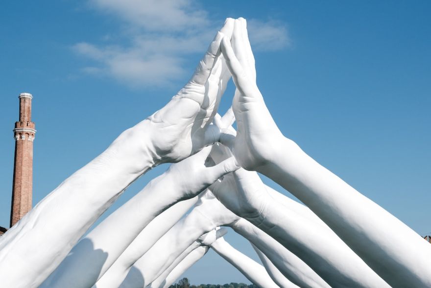 Giant Hands Reaching For Each Other Becomes The Newest Monumental Sculpture In Venice