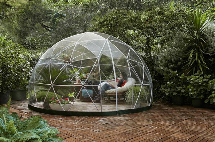 Amazon Is Now Selling An Igloo You Can Build In Your Backyard