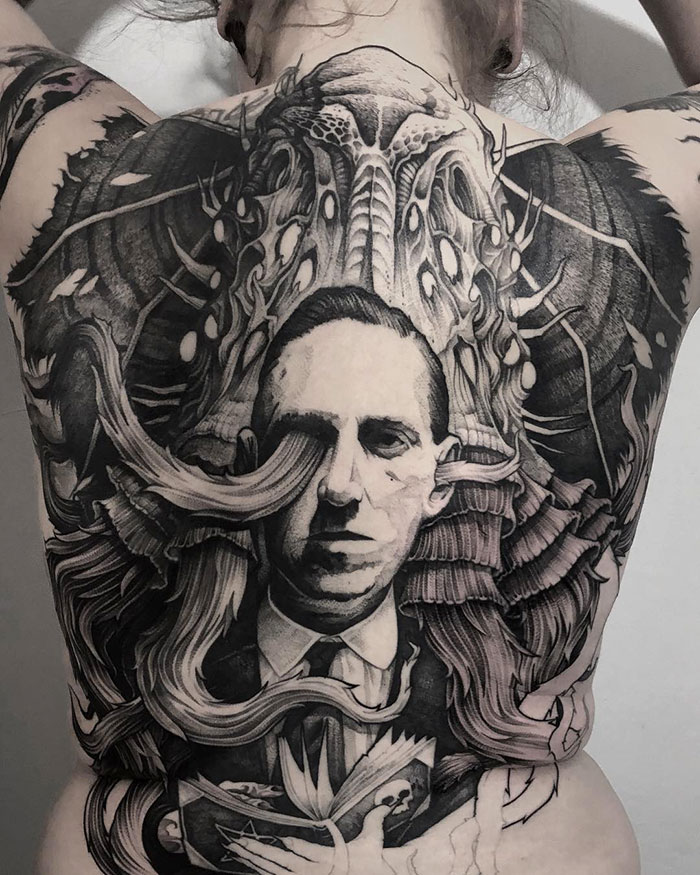 Detailed Back Piece