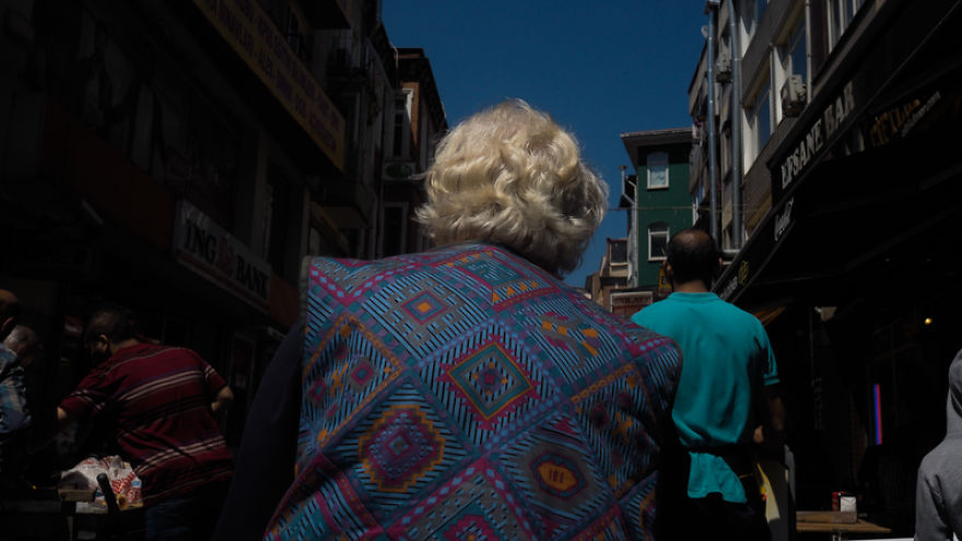 Turkish Street Photography By G&ouml;rkem Keser
