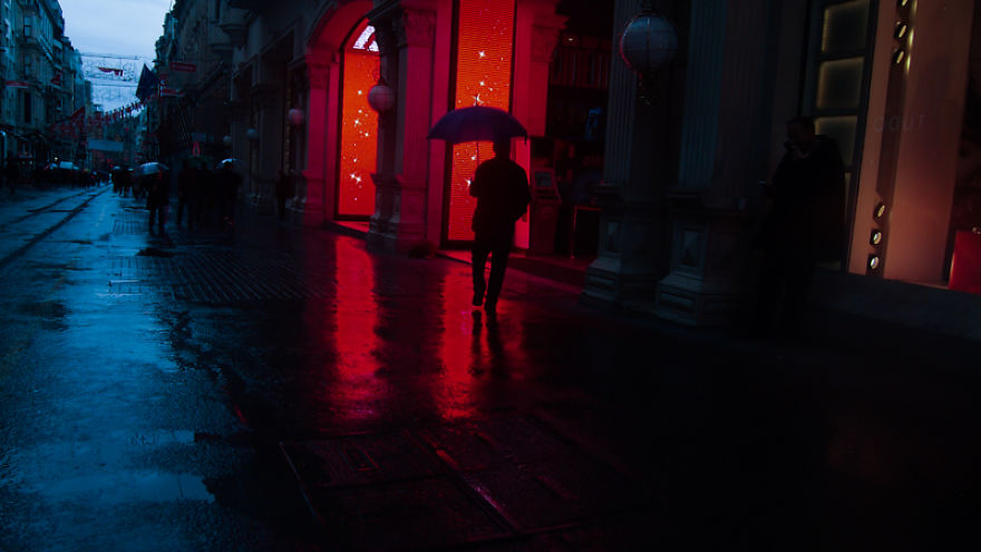 Turkish Street Photography By G&ouml;rkem Keser