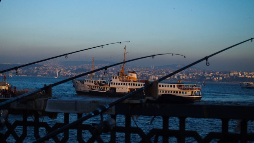 Turkish Street Photography By G&ouml;rkem Keser