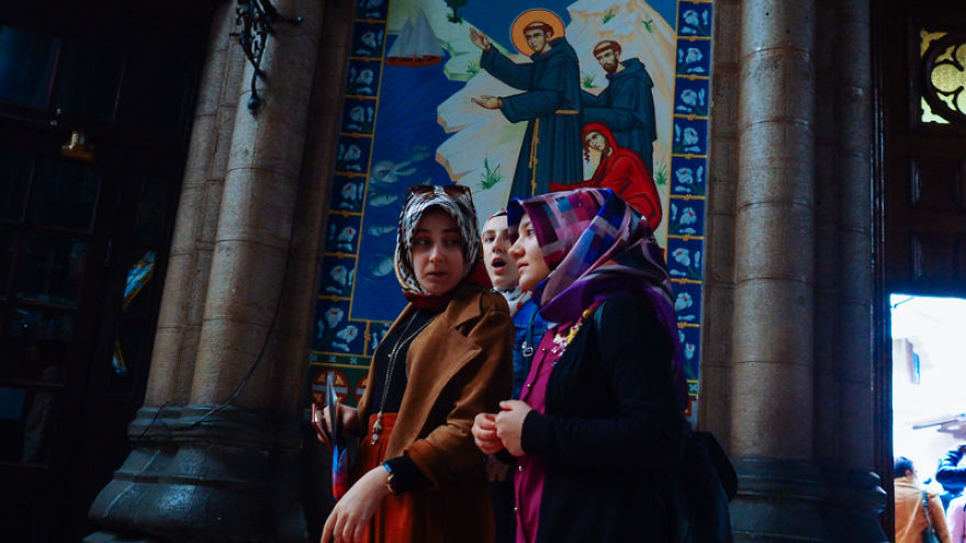 Turkish Street Photography By G&ouml;rkem Keser