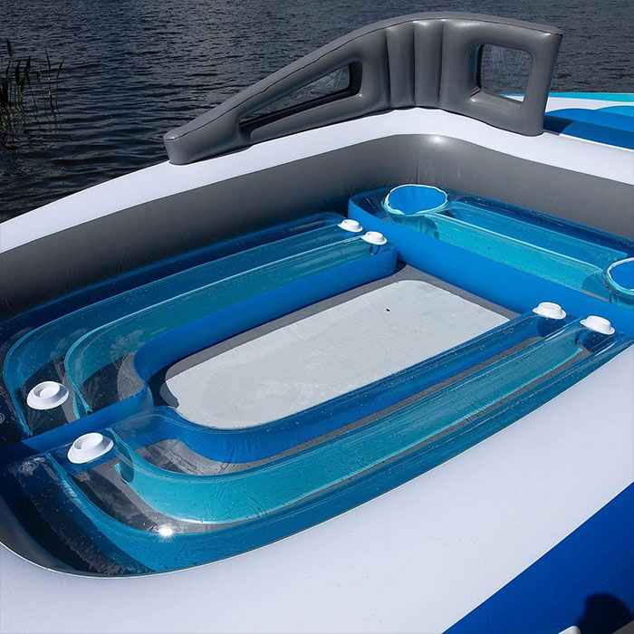 inflatable speedboat life size amazon 2 5d03469f8d716  700 - Lancha inflável faz você se sentir um milionário