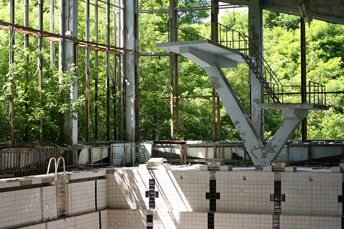Nature Slowly Taking Over The Swimming Pool Of Pripyat