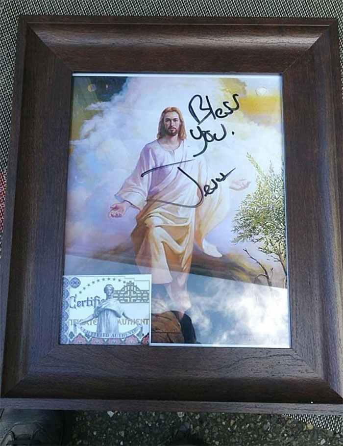Una foto autografiada de Jesús, con certificado de autenticidad