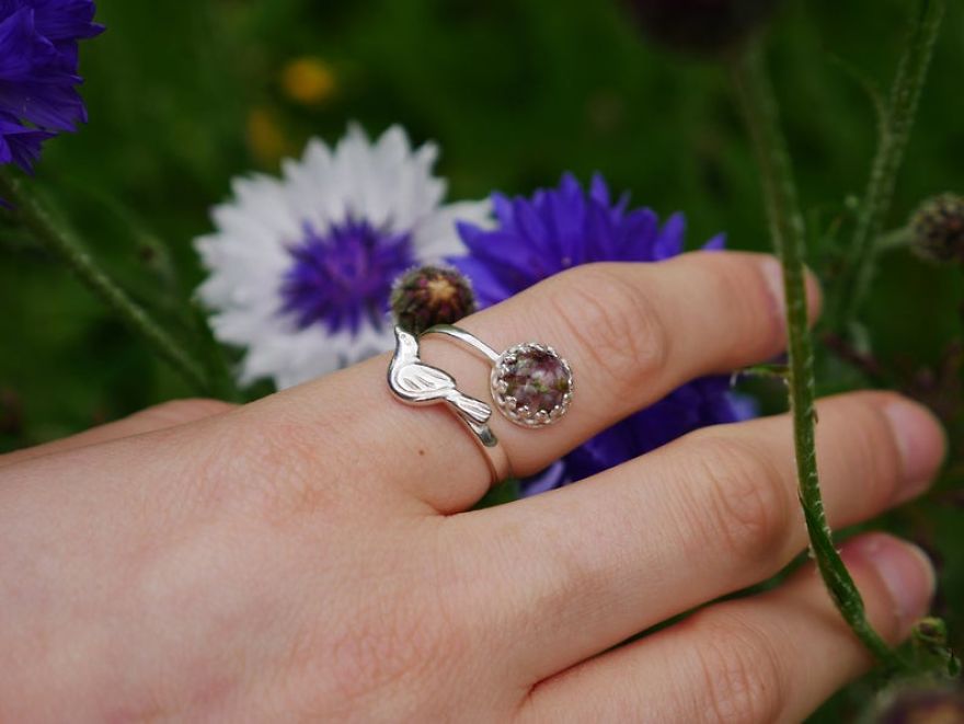 I Hand Pick Flowers From All Over Scotland And Preserve Them Into Breath Taking Jewellery