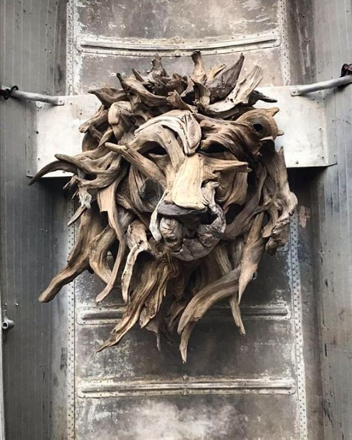 30 Amazing Wood Sculptures Made From The Pieces Found On Beaches