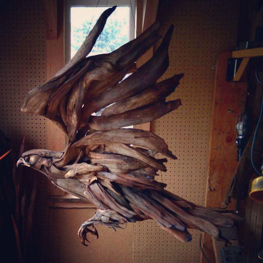 American Artist Creates Art With Reused Wood And The Result Looks Magical