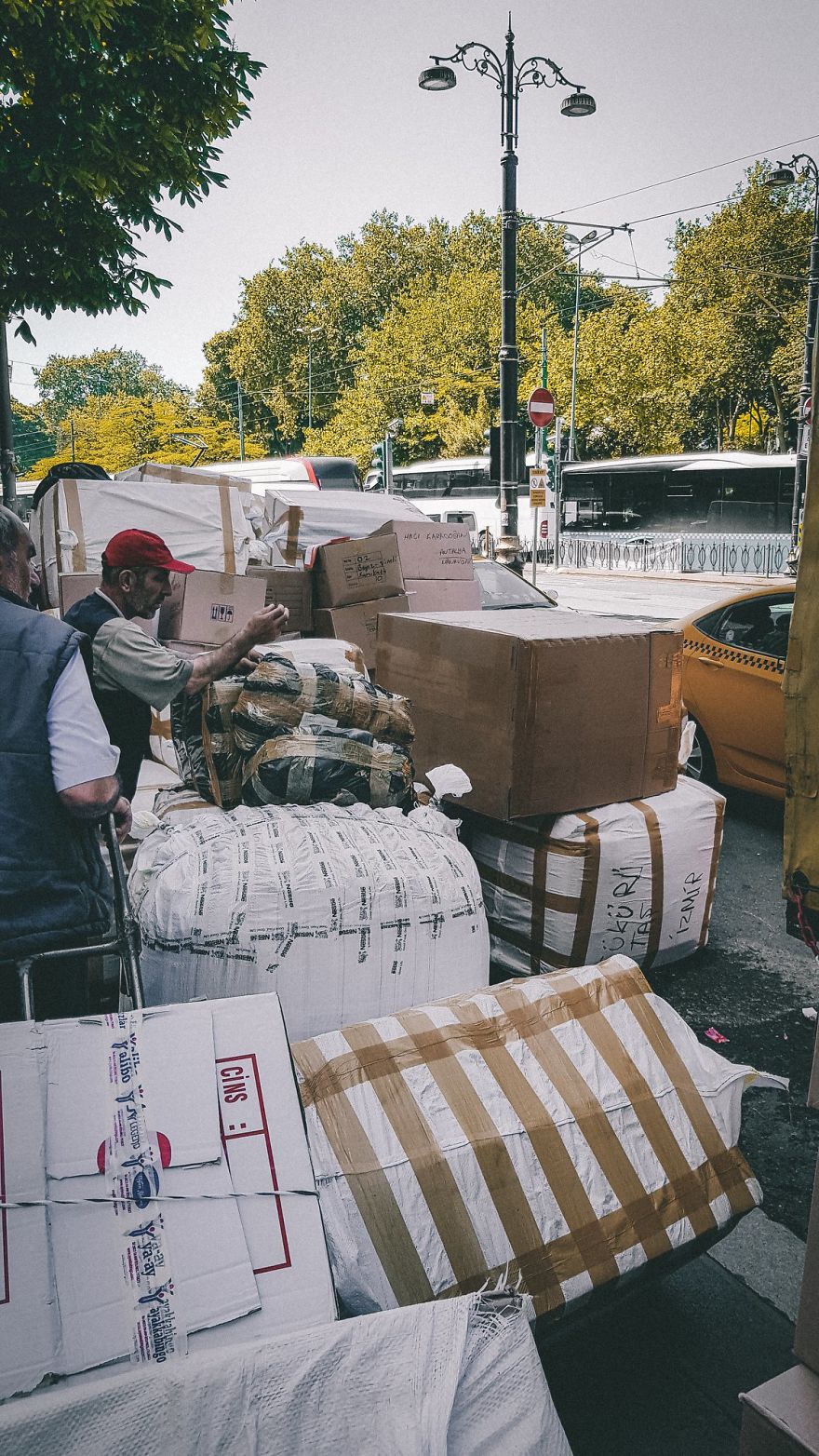 I Came To Istanbul For The Second Time To Correct My Mistakes As A Photographer (37 Photos) I Came To Istanbul For The Second Time To Correct My Mistakes As A Photographer (37 Photos)