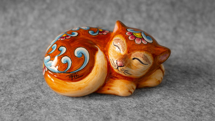 I Handmade A Ceramic Sleeping Cat