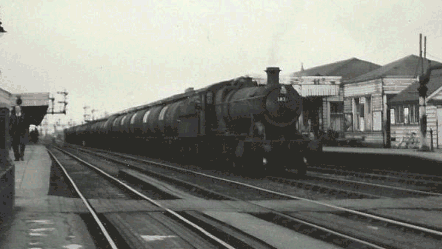 History Of The UK's Railways (5 Before & After Gifs)