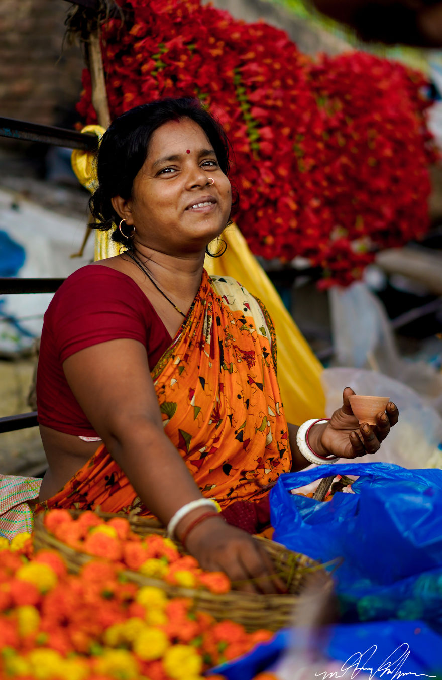 I Spent A Morning At The Largest Flower Market In South Asia