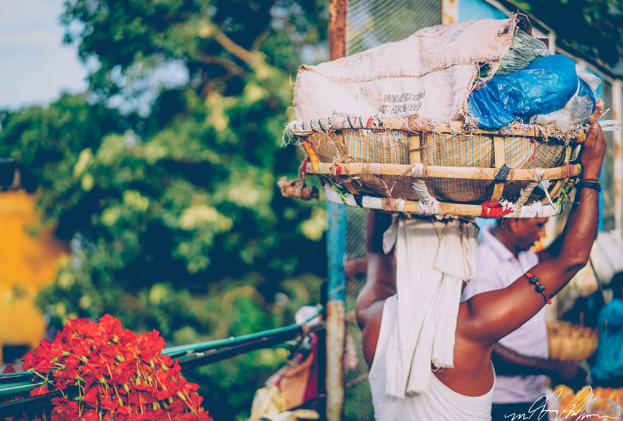 I Spent A Morning At The Largest Flower Market In South Asia