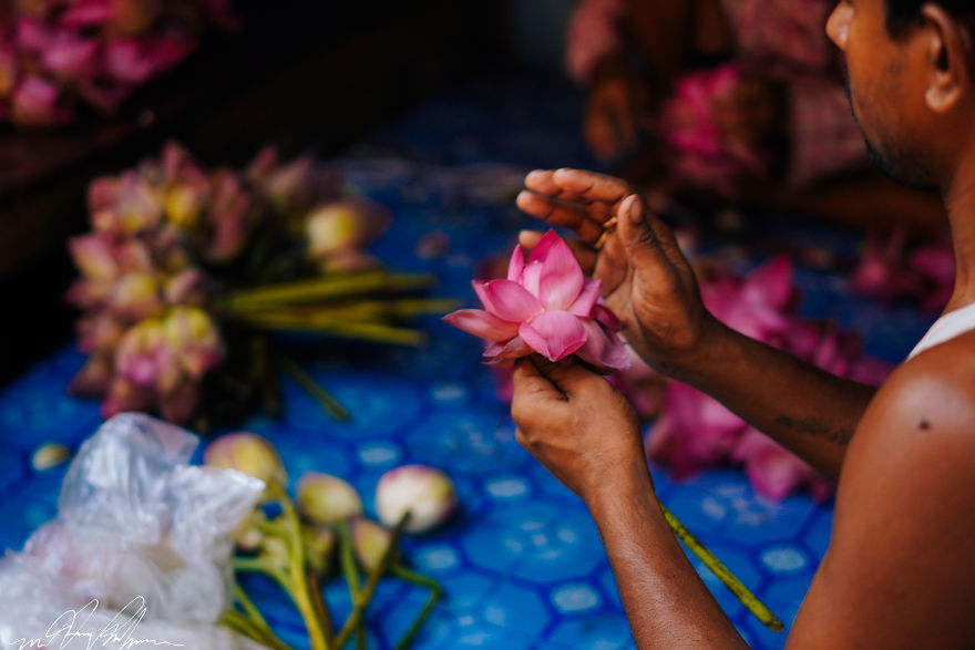 I Spent A Morning At The Largest Flower Market In South Asia