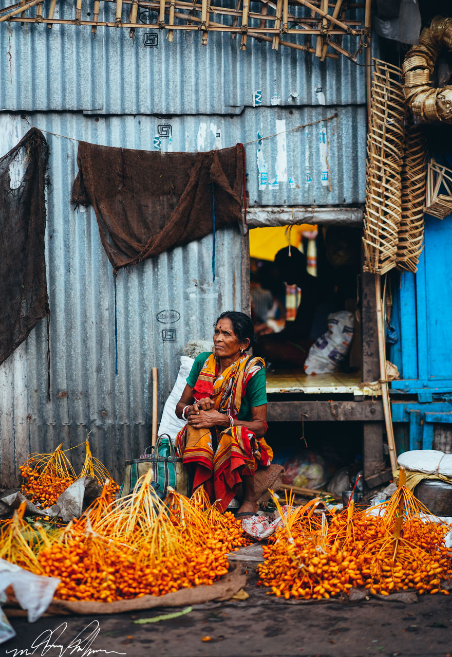I Spent A Morning At The Largest Flower Market In South Asia