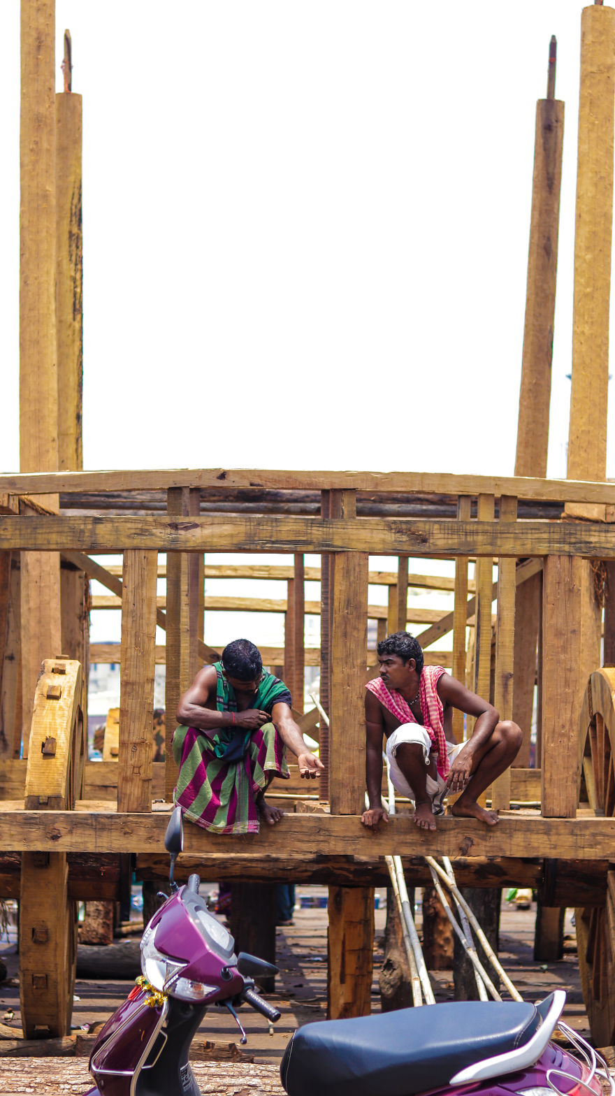 This Is How The Chariots Of Gods Are Being Made