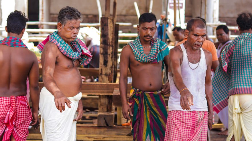 This Is How The Chariots Of Gods Are Being Made