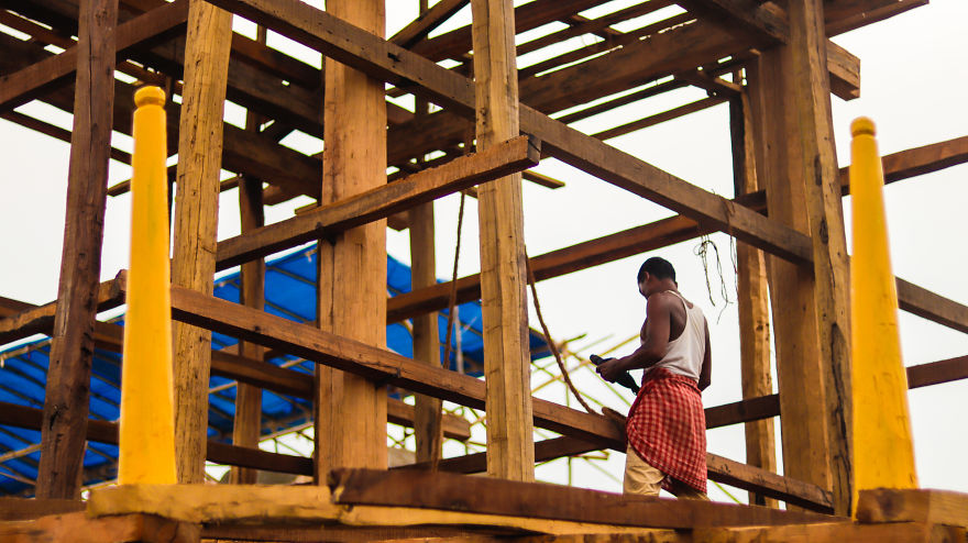 This Is How The Chariots Of Gods Are Being Made