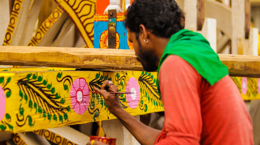 This Is How The Chariots Of Gods Are Being Made