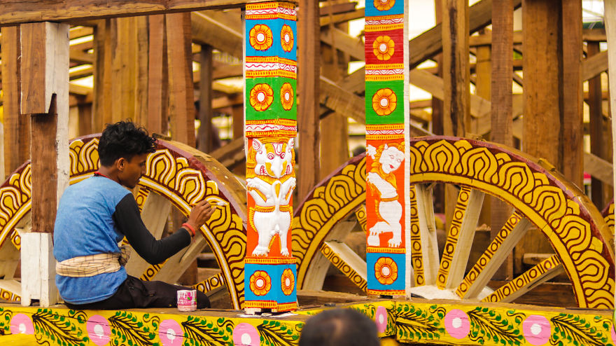 This Is How The Chariots Of Gods Are Being Made