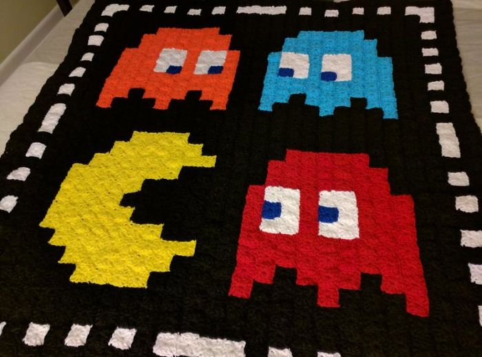 This Grandma Passionate About Crochet Dedicates Handmade Blankets To Retrogaming And Even In Summer, You Will Want One Of These