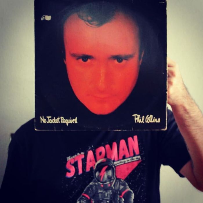 People Are Merging Old Vinyl Covers With Parts Of Their Bodies And The Result Is Amazing