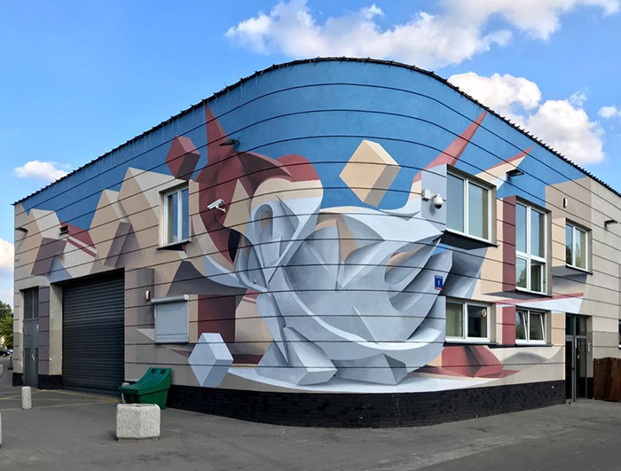 This Graffiti Artist Stuns Passerby With His 3D-Looking Abstract Drawings