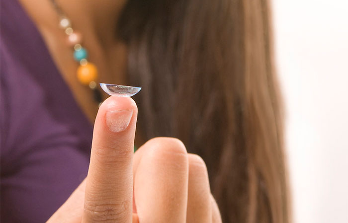 Scientists Create Contact Lenses That Allow Wearer To Zoom By Blinking Twice