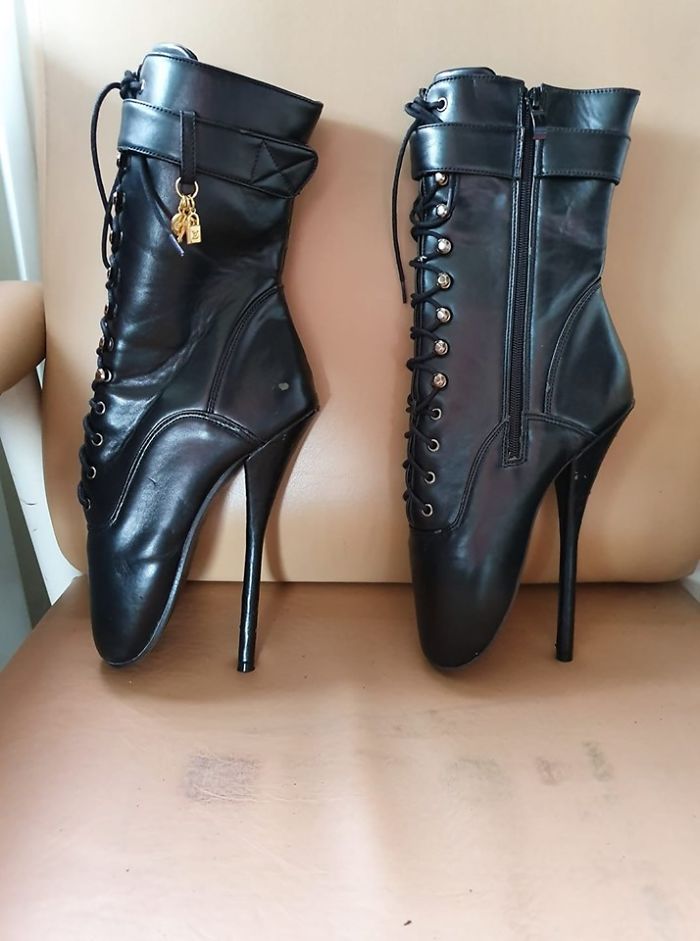 Found These Boots At Salvation Army Op Shop. Yep They Came Home With Me