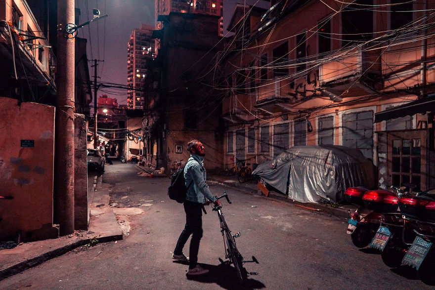 Photographer Captures Disappearing Shanghai Streets