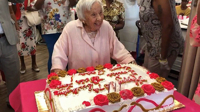 Woman Celebrates Her 107th Birthday, Says The Secret Reason Why She Lived So Long Is Never Getting Married
