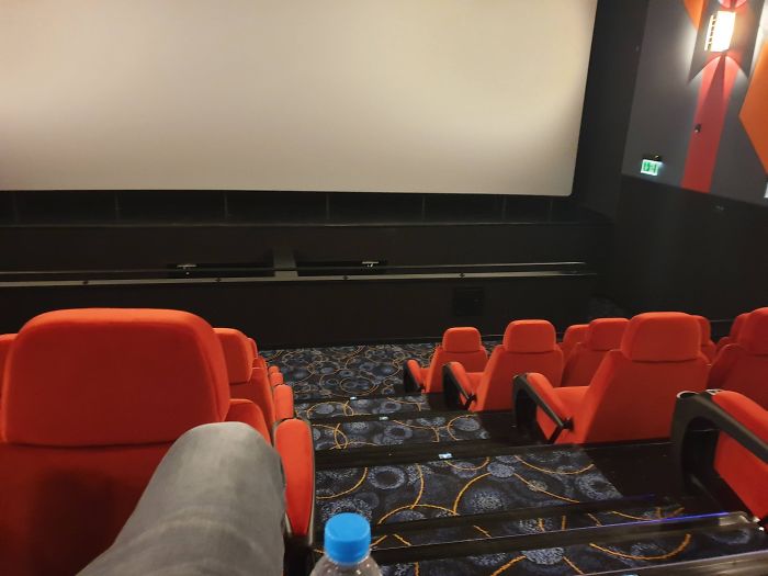 New Cinema In My City Has The Stairs In The Exact Middle Of The Screen, Forcing Everyone To Sit To The Side