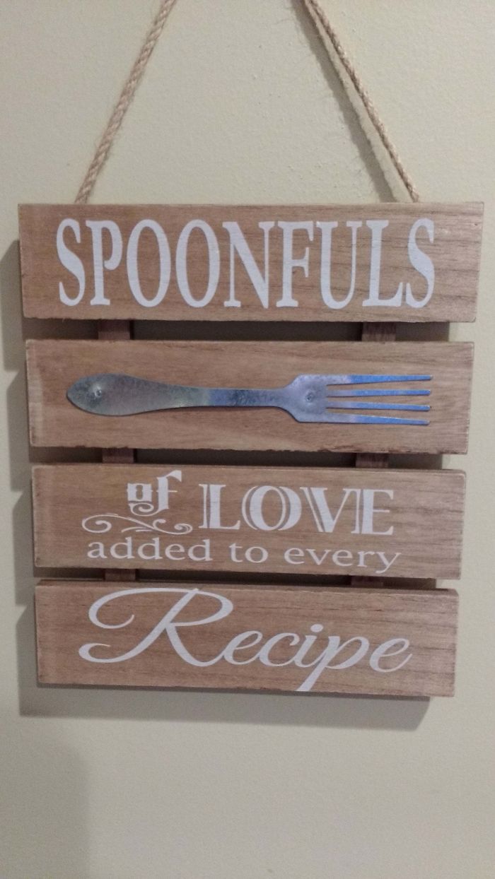 If Only There Was Some Other Utensil They Could Have Put On This Kitchen Decoration...