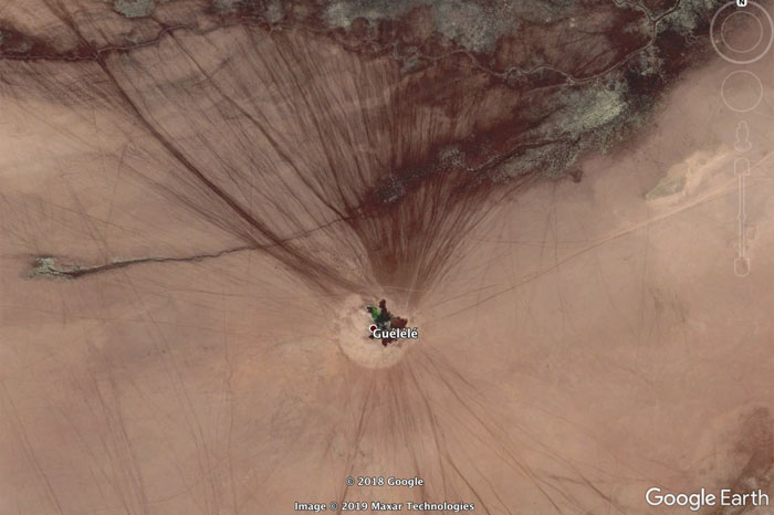 Guy Searches For Interesting Things On Google Earth And Here's 30 Of His Best Finds (New Pics)