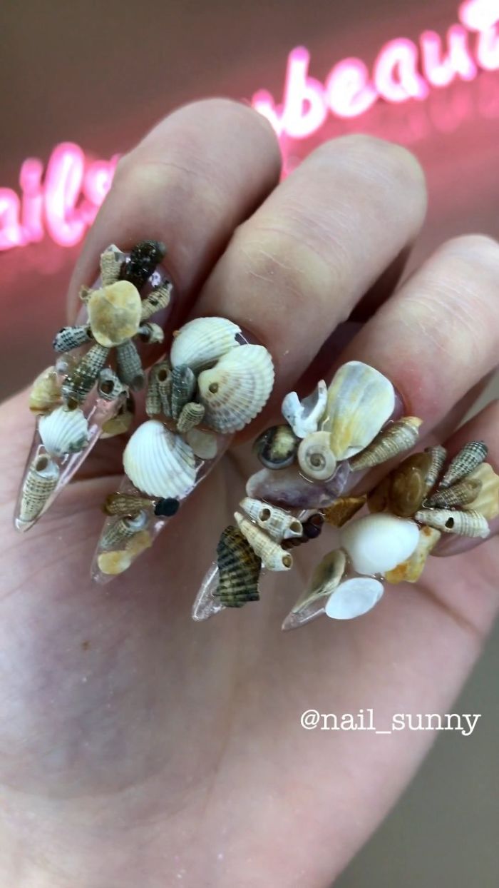 Sea Shells Nails