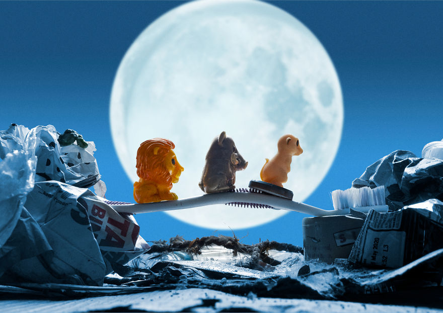 We Recreated Scenes From The Lion King With Woolworths Lion King Ooshies In Their Natural Habitat- Landfill
