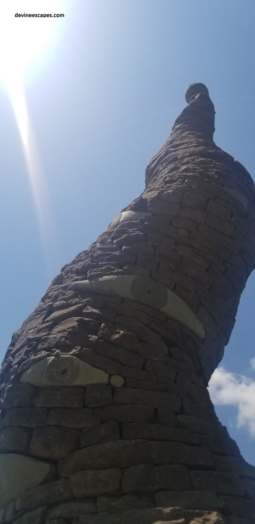 I Built A Seven Foot-Plus Tall Tentacle, With Eyes All Over, From Pieces Of Stone
