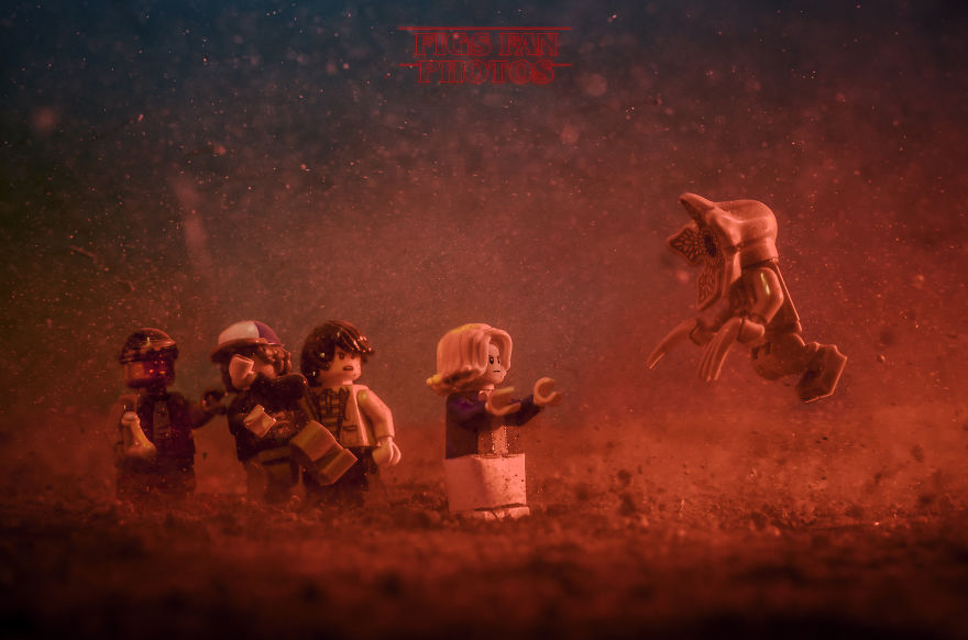That's How The Stranger Things Would Look Like If It Had Been Directed By LEGO (16pics)
