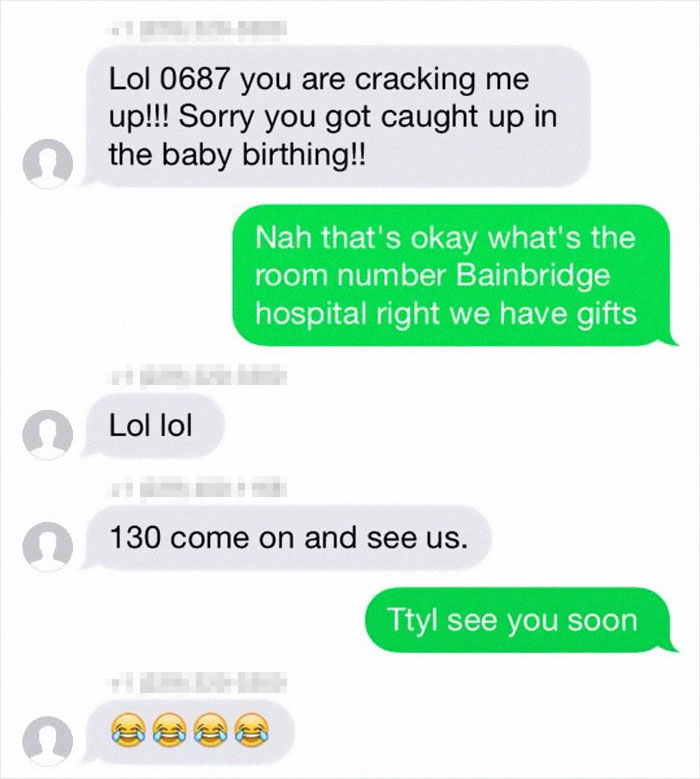 Family Accidentally Texts Baby News To Complete Strangers, They Pay Them A Visit And Bring Gifts For The Baby