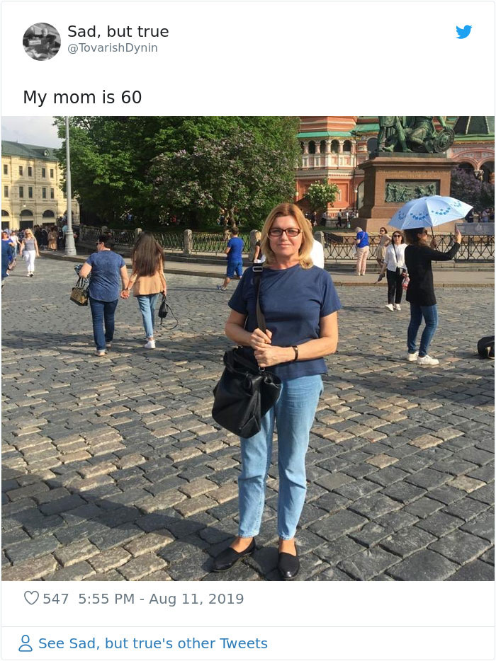 Daughter Brags About How Good Her Mom Looks, Accidentally Starts A Viral Thread (33 Pics)