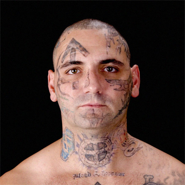 former racist nazi face tattoo removal bryon widner 4 5d4c000e624eb  605 - Relembre o ex-Skinhead que se arrependeu de suas tatuagens depois de ser pai