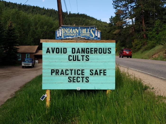 Indian Hills Community Sign