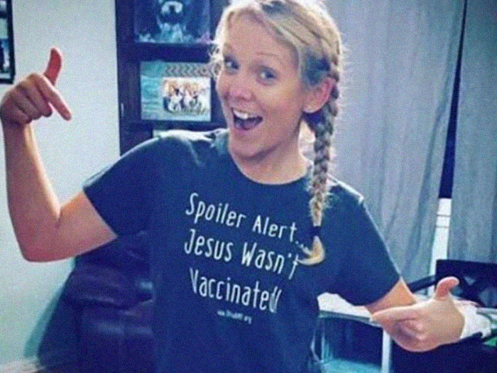 26 Responses People Had To This Anti-Vaxxer Proudly Wearing A ‘Jesus Wasn’t Vaccinated’ T-Shirt