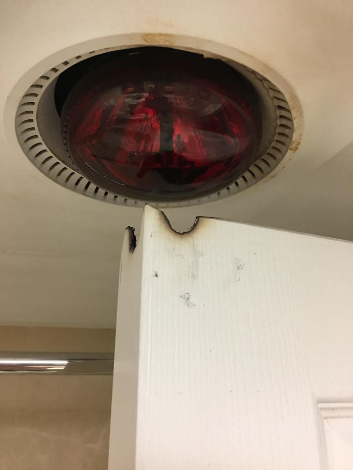 Heat Lamp Vs. Bathroom Door In My Hotel Room
