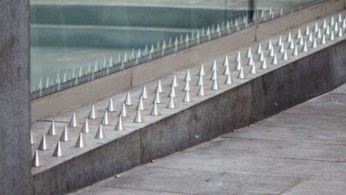 London Shops Put "Anti Homeless Spikes" To Stop The Homeless From Sitting In Their Buildings