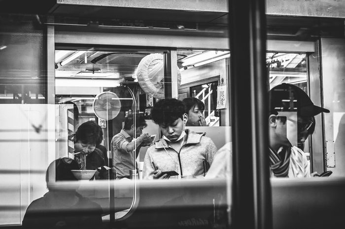 Photographer Gives Fascinating Glimpse Into The Train Culture Of Japan Through 21 Black & White Photos