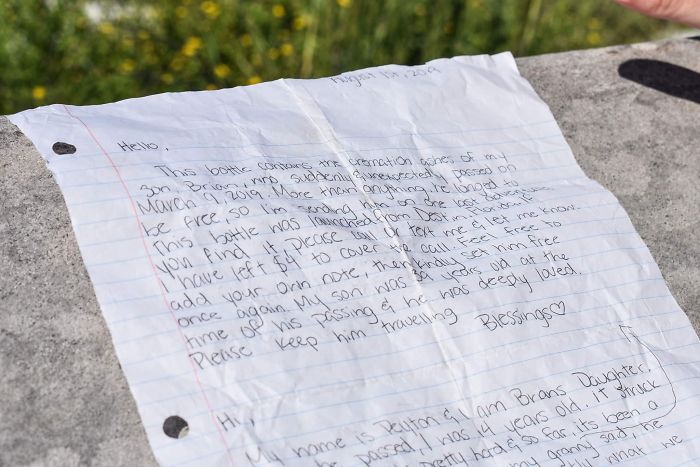Family Puts Ashes Of Their Beloved Son And A Letter In A Bottle With $4 Bills And Throws It Into The Sea, This Woman Finds It