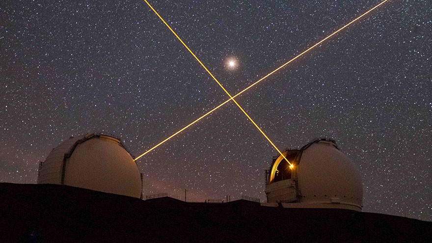 Skyscapes: 'Mars Above The Keck Lasers' By Sean Goebel